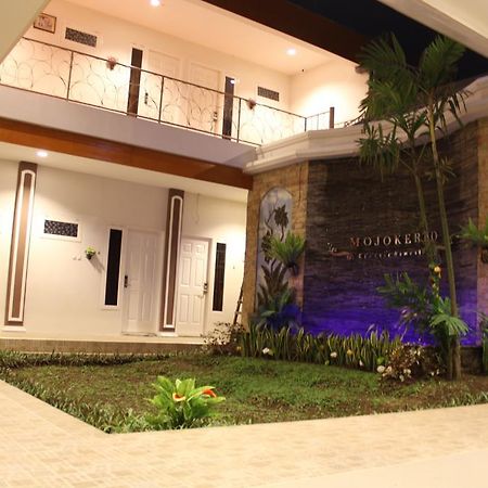 Mojokerto Classic Homestay Exterior photo