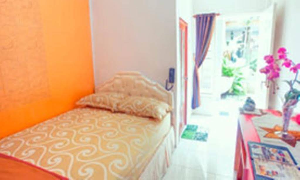 Mojokerto Classic Homestay Exterior photo